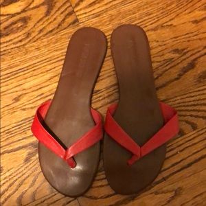 Colin Stuart red sandals